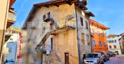 PORZIONE IN CENTRO CON DUE ALLOGGI