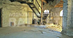 AMPIA PORZIONE DI CASA CON BEL PANORAMA