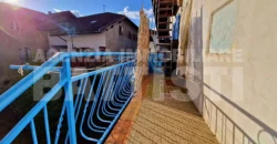 PORZIONE CON CORTILE E ORTO