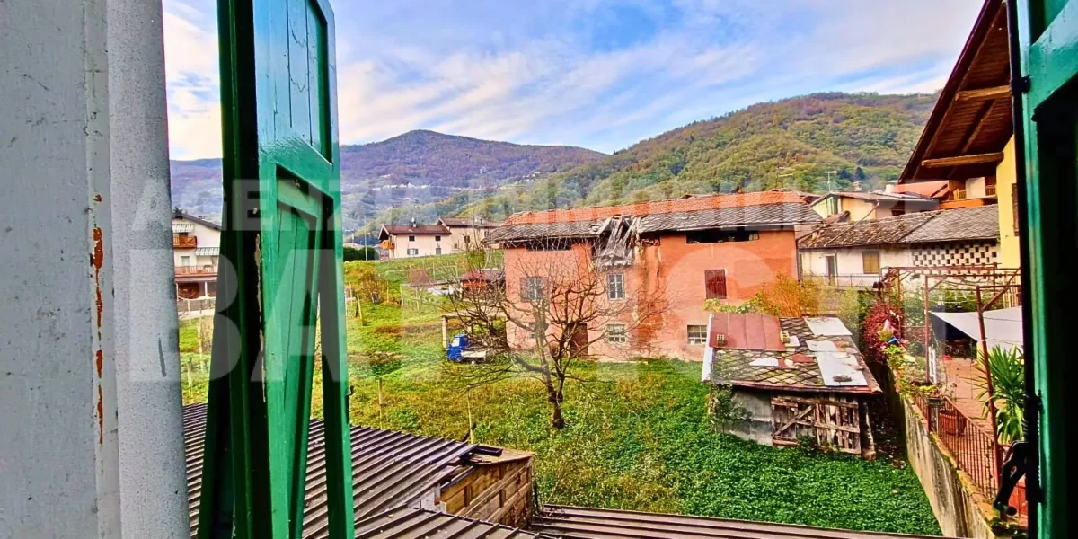 CASA DI TESTA CON DUE ALLOGGI