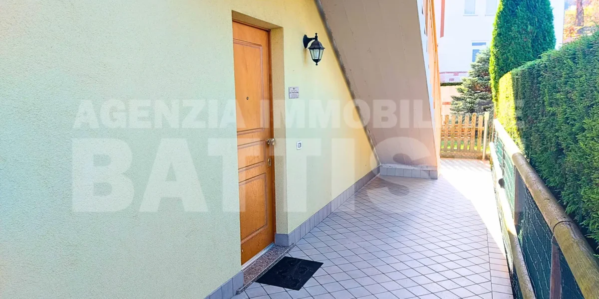 APPARTAMENTO CON GIARDINO E TERRAZZO