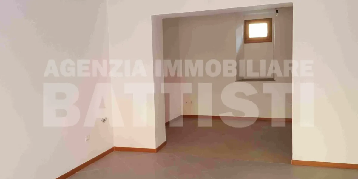 NEGOZIO/UFFICIO IN ZONA CENTRALE DI LEVICO