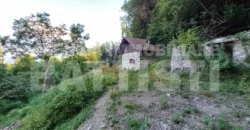 2 RUSTICI CON TERRENO AI PIEDI DEL LAGORAI 900m slm.
