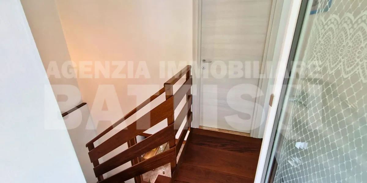 PORZIONE DI TESTA