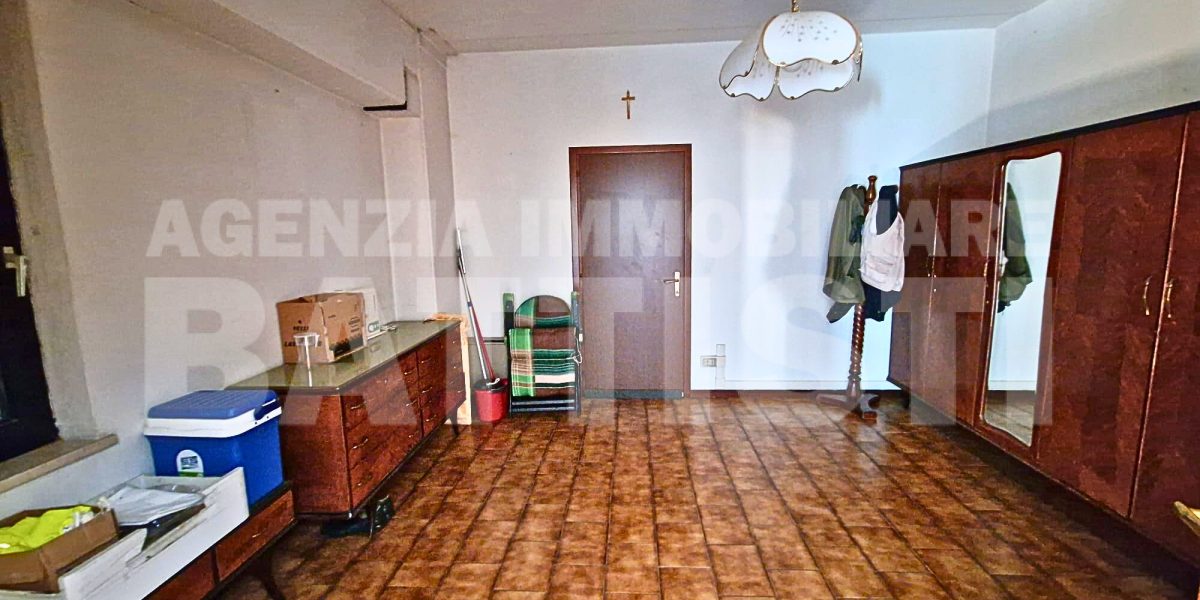 APPARTAMENTO CON GIARDINO