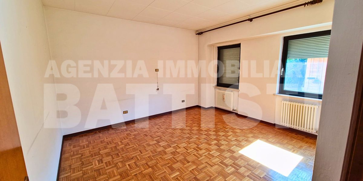 APPARTAMENTO CON GIARDINO