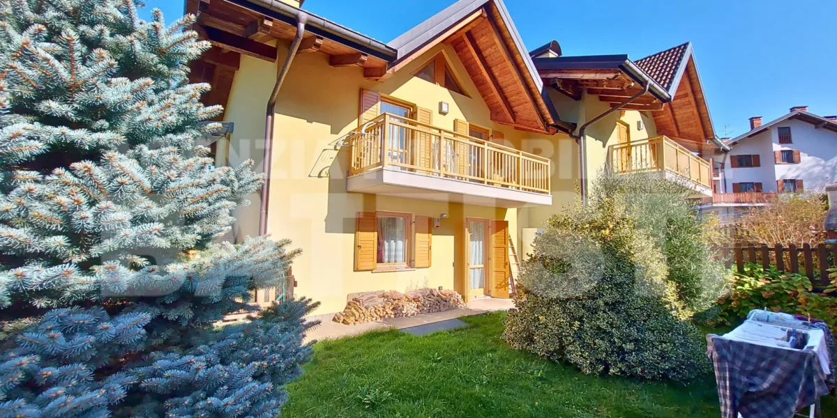 APPARTAMENTO CON GIARDINO E TERRAZZO