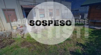 APPARTAMENTO CON GIARDINO