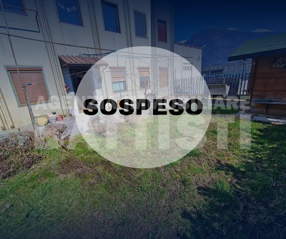 APPARTAMENTO CON GIARDINO