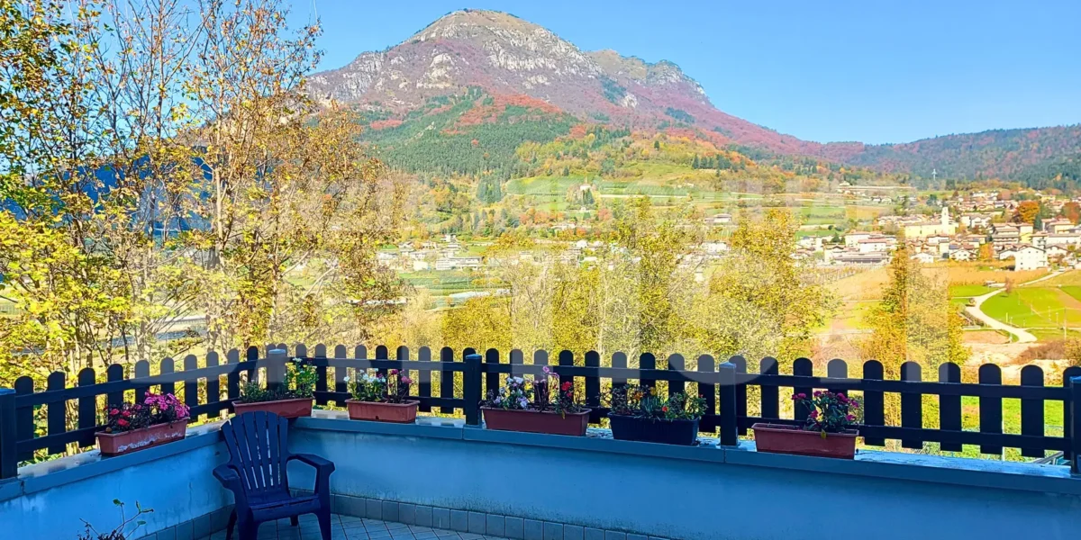 APPARTAMENTO CON GIARDINO E TERRAZZO