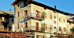 AMPIA PORZIONE CON GIARDINO