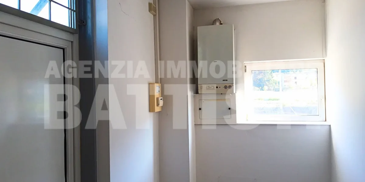 UFFICIO/AMBULATORIO IN AFFITTO