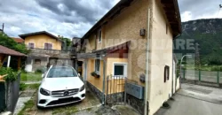 APPARTAMENTO CON ORTO E TERRAZZO
