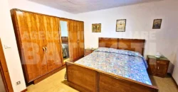 AMPIO ALLOGGIO IN BIFAMILIARE