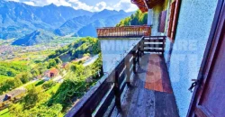 AMPIO ALLOGGIO IN BIFAMILIARE