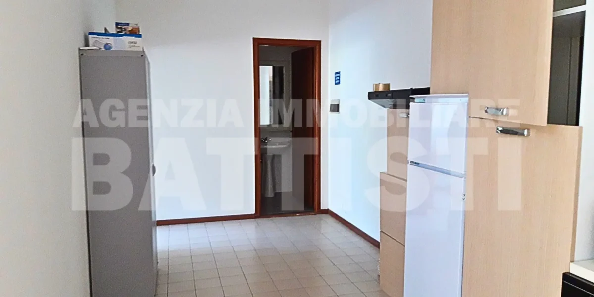 UFFICIO/AMBULATORIO IN AFFITTO
