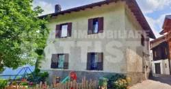 AMPIO ALLOGGIO IN BIFAMILIARE
