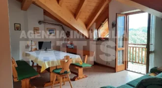 ALLOGGIO IN COLLINA