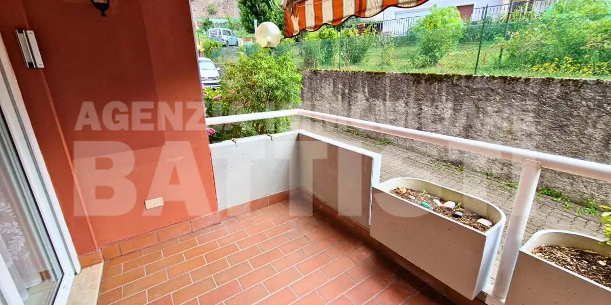 GRAZIOSO ALLOGGIO VICINO AL LAGO