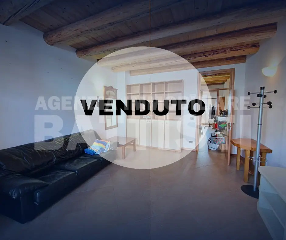 UFFICIO/APPARTAMENTO IN CENTRO