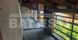 AMPIO SOTTOTETTO CON GIARDINO