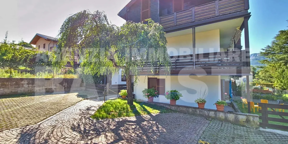 ALLOGGIO CON GIARDINO