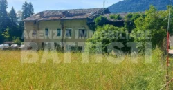 AMPIO CASALE CON TERRENO