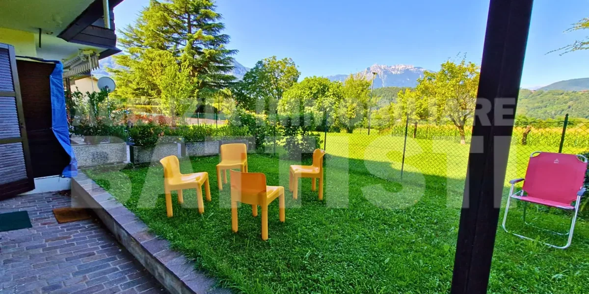 ALLOGGIO CON GIARDINO