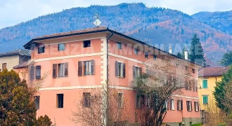 AMPIO SOTTOTETTO CON GIARDINO