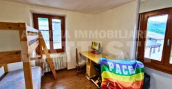 LUMINOSO TRILOCALE CON AMPIA SOFFITTA