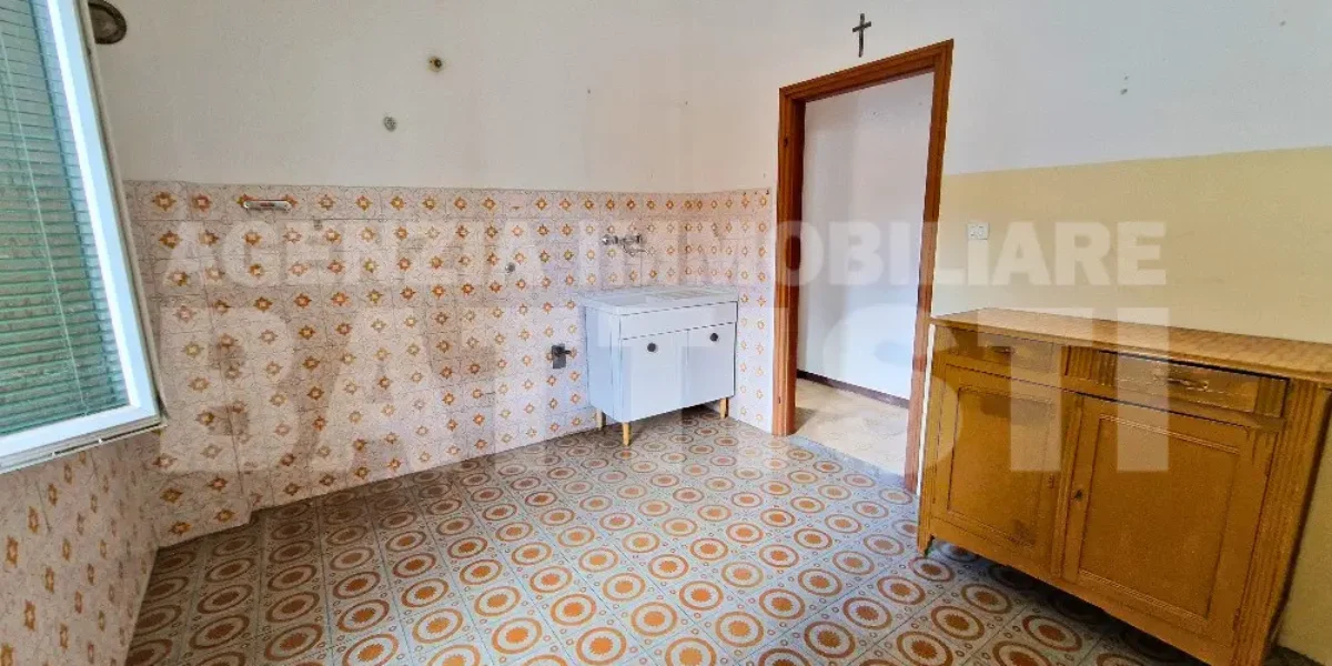 SPAZIOSO APPARTAMENTO IN CENTRO STORICO