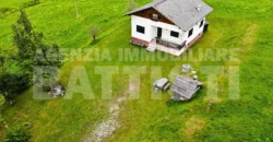 VILLA INDIPENDENTE CON TERRENO