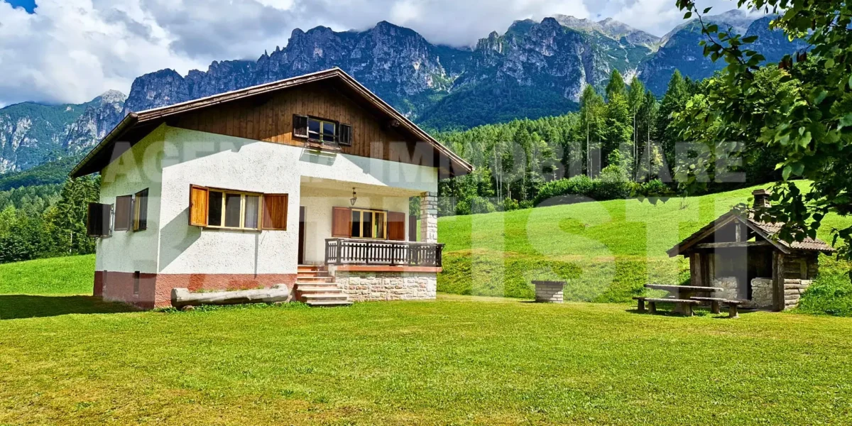 VILLA INDIPENDENTE CON TERRENO