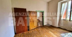 SPAZIOSO APPARTAMENTO IN CENTRO STORICO