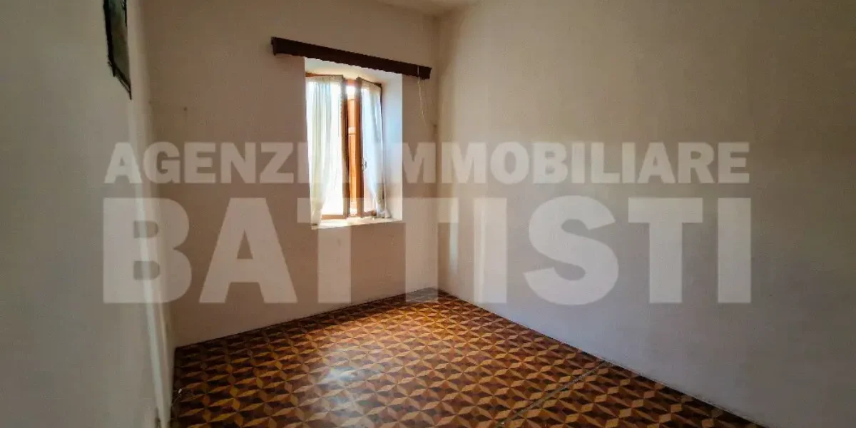 SPAZIOSO APPARTAMENTO IN CENTRO STORICO