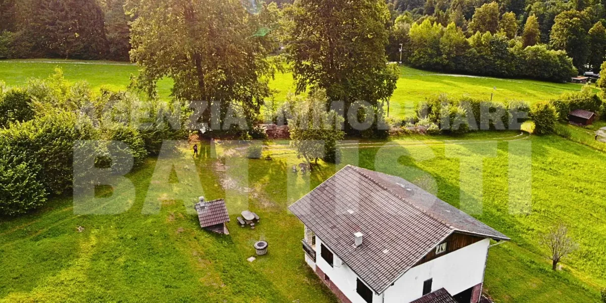 VILLA INDIPENDENTE CON TERRENO