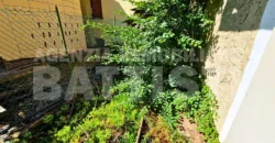 PORZIONE CON GIARDINO