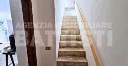 PORZIONE CON GIARDINO