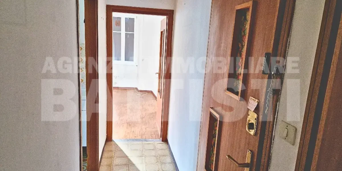 SPAZIOSO APPARTAMENTO IN CENTRO STORICO