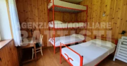 VILLA INDIPENDENTE CON TERRENO