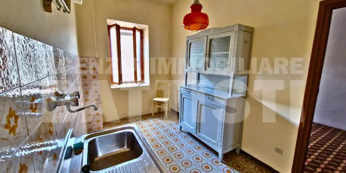 SPAZIOSO APPARTAMENTO IN CENTRO STORICO