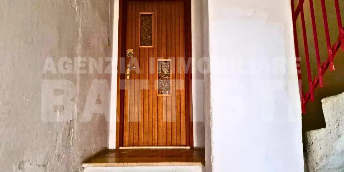 SPAZIOSO APPARTAMENTO IN CENTRO STORICO