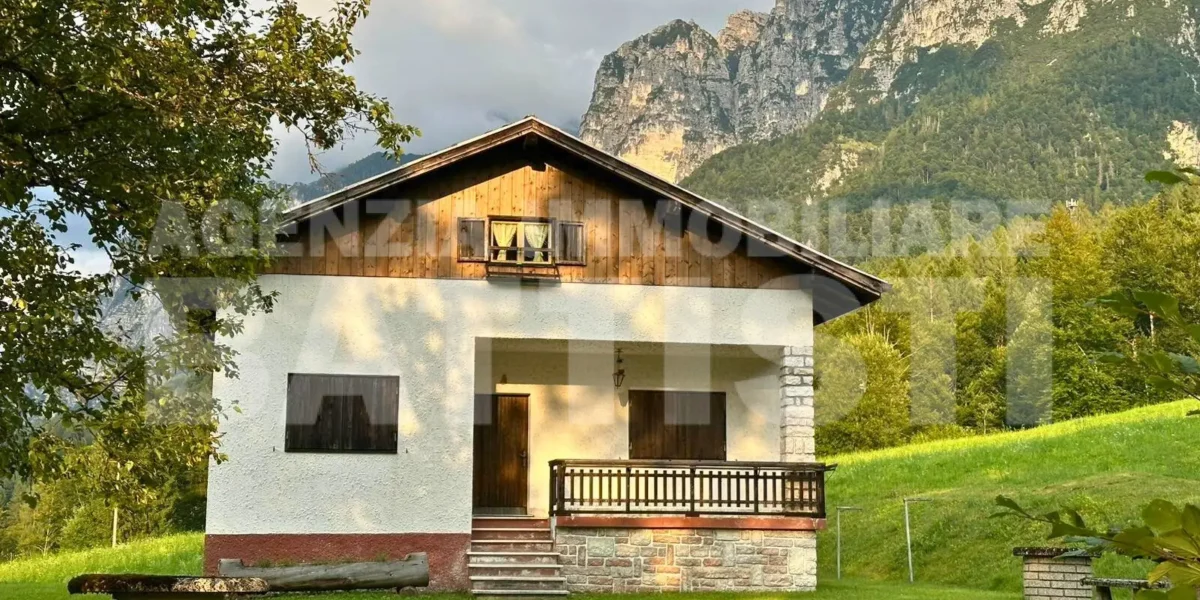 VILLA INDIPENDENTE CON TERRENO