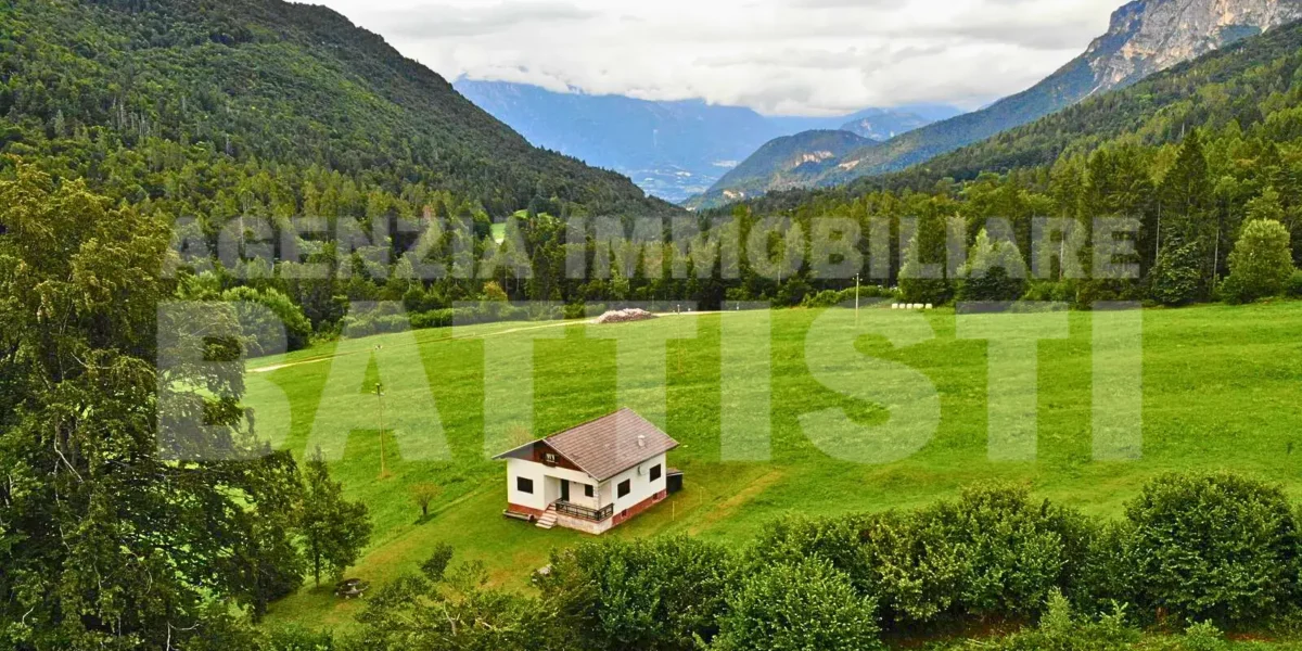 VILLA INDIPENDENTE CON TERRENO