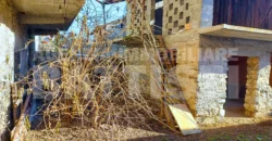 PORZIONE DI CASA IN CENTRO CON ESPOSIZIONE SOLEGGIATA