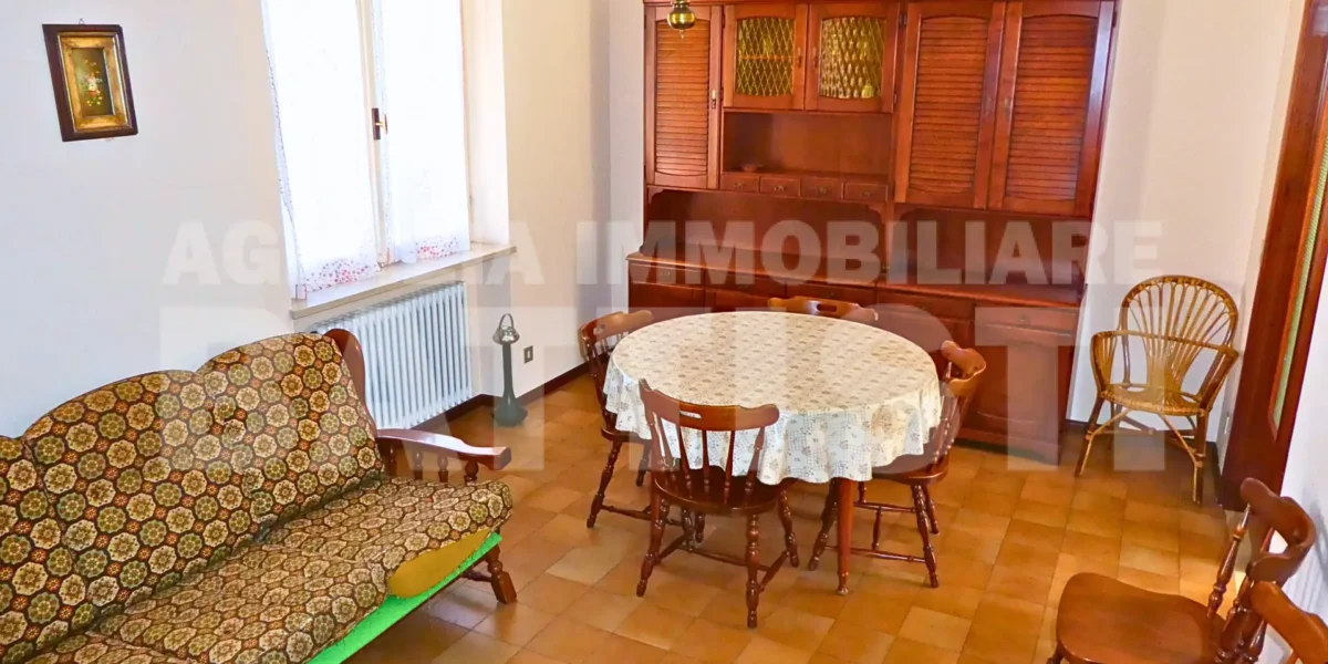 SPAZIOSO APPARTAMENTO NEL CUORE DELLA CITTÀ