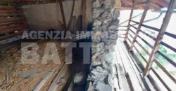 PORZIONE DI CASA IN CENTRO CON ESPOSIZIONE SOLEGGIATA