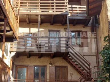 PORZIONE DI CASA IN CENTRO