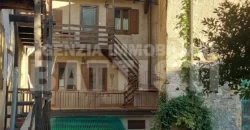 PORZIONE DI CASA IN CENTRO