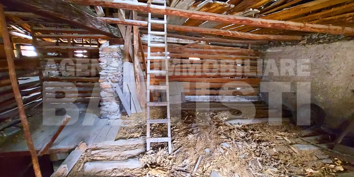 PORZIONE DI CASA IN CENTRO CON ESPOSIZIONE SOLEGGIATA
